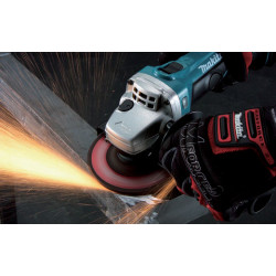 MAKITA / Cordless Angle Grinder 18V 115mm Includes Carry Case / DGA452ZK MAKITA / Cordless Angle Grinder 18V 115mm Includes Carry Case / DGA452ZK