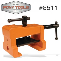 PONY CABINET CLAW (1 PACK) CLAMSHELL