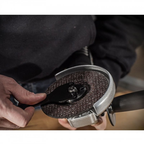 ANGLE GRINDER 750W 115MM 12000RPM M14 QUICK GUARD COL. BOX WORX ANGLE GRINDER 750W 115MM 12000RPM M14 QUICK GUARD COL. BOX WORX